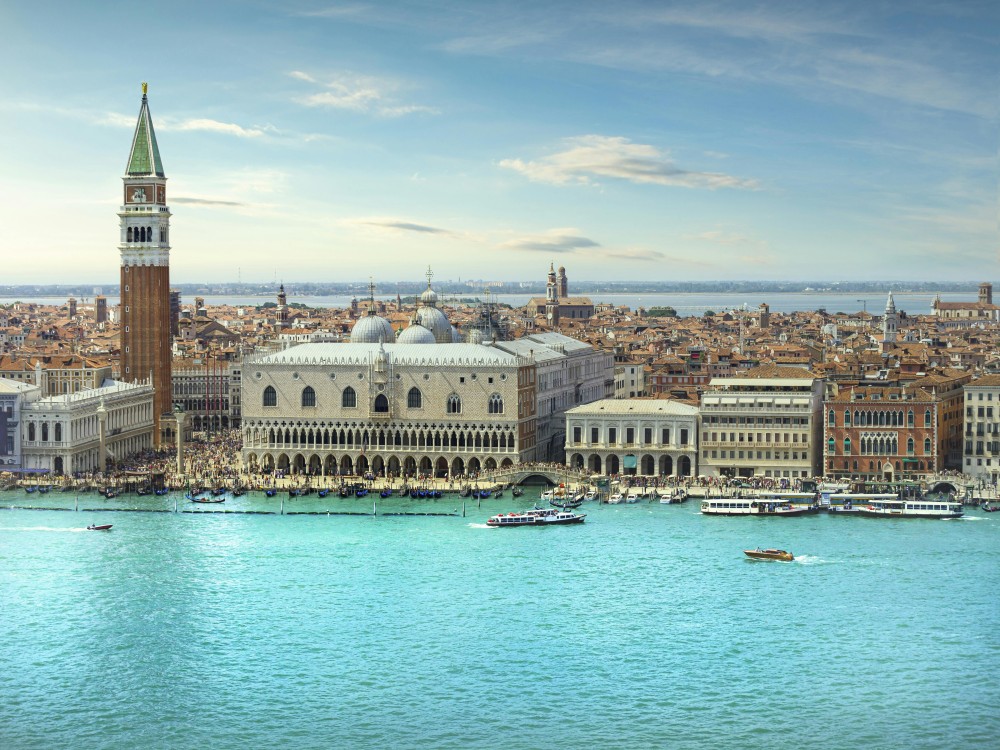 Must-See Attractions in Venice: From St. Mark’s Square to the Grand Canal