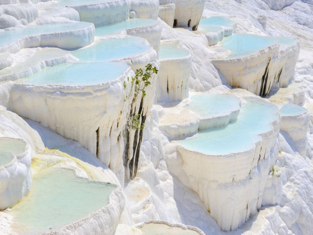 Pamukkale’s Natural Wonders: Exploring the Travertine Terraces