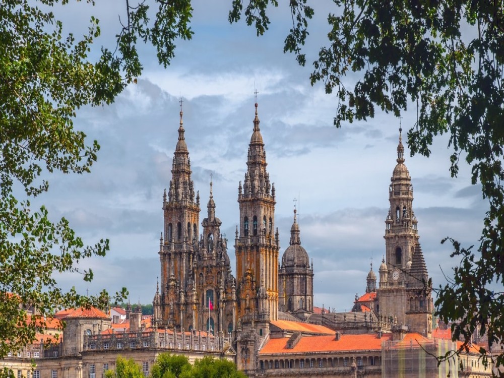 Santiago Unveiled: Must-See Attractions for First-Time Visitors