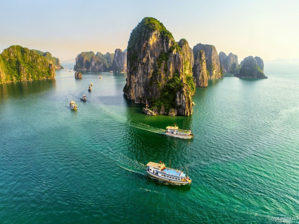 Top 5 Must-Do Activities in Ha Long Bay for First-Time Visitors