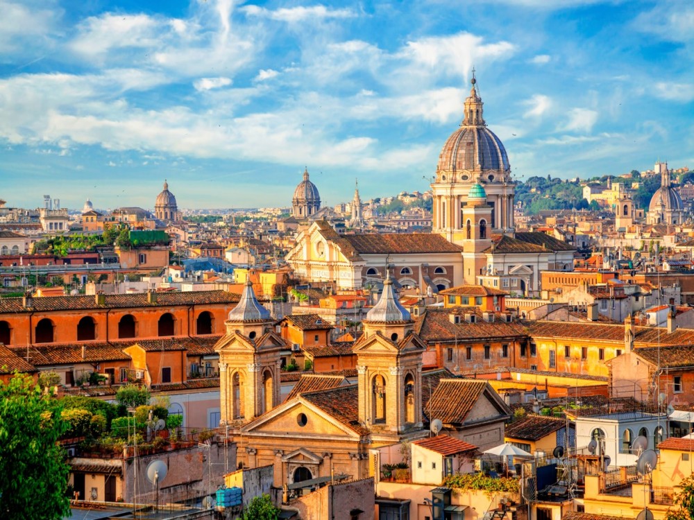 Exploring Rome’s Ancient Ruins: A Complete Travel Guide