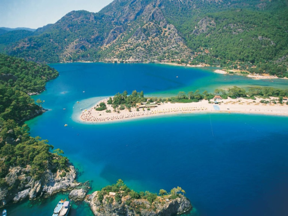  Fethiye’s Flavors: A Culinary Delight
