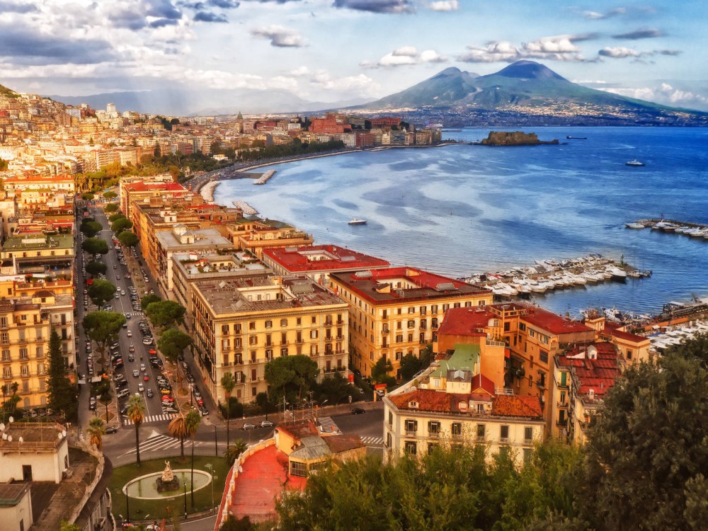 Top 5 Iconic Landmarks You Can’t Miss in Naples