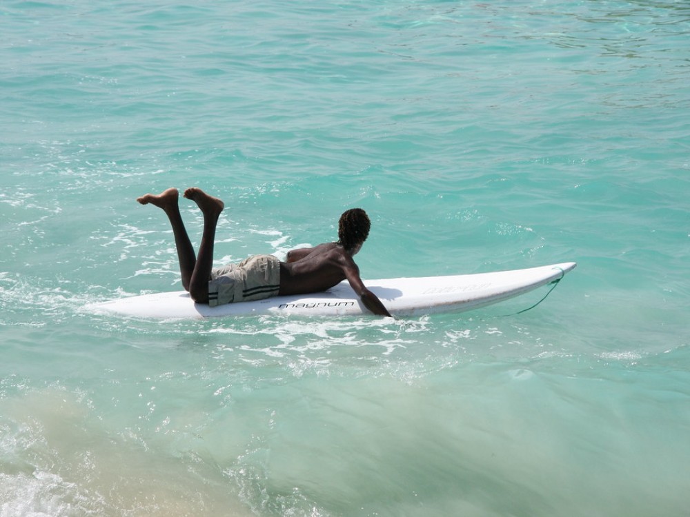 Cultural Encounters in Sal: Music, Traditions, and Local Markets