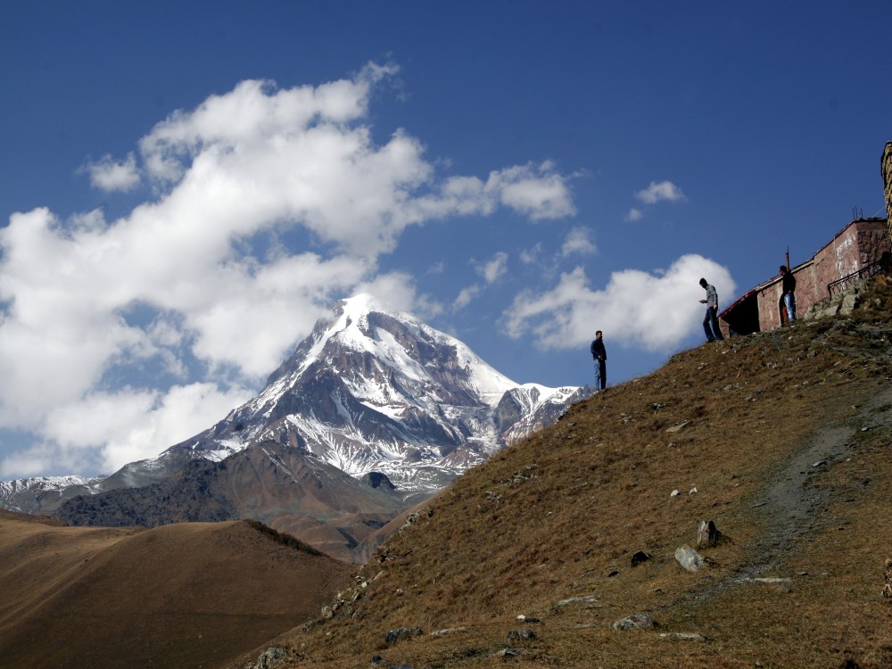 Must-Visit Attractions in Stepantsminda: Nature, Culture & Adventure