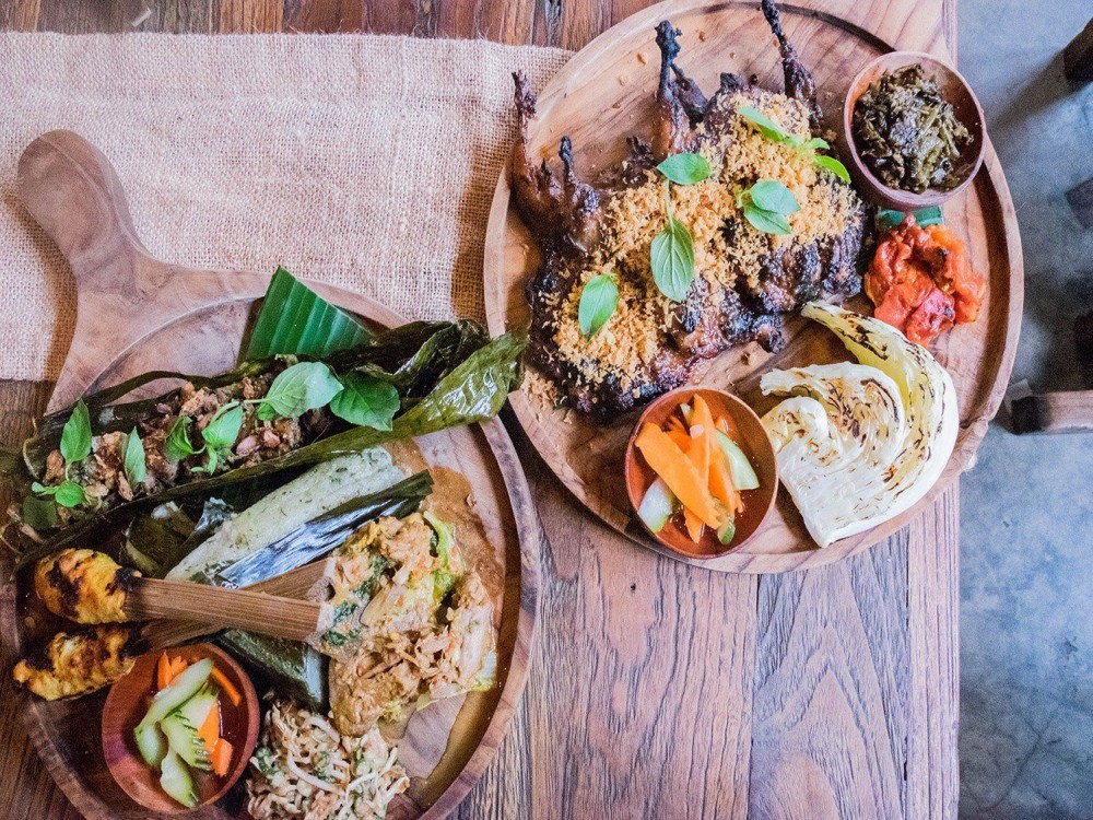 A Food Lover’s Guide to Ubud: Best Local Dishes & Restaurants