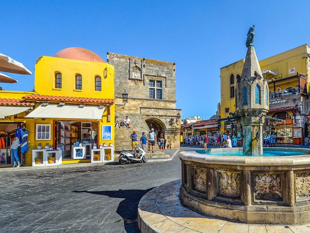 Rhodes for History Buffs: Ancient Sites and Legends