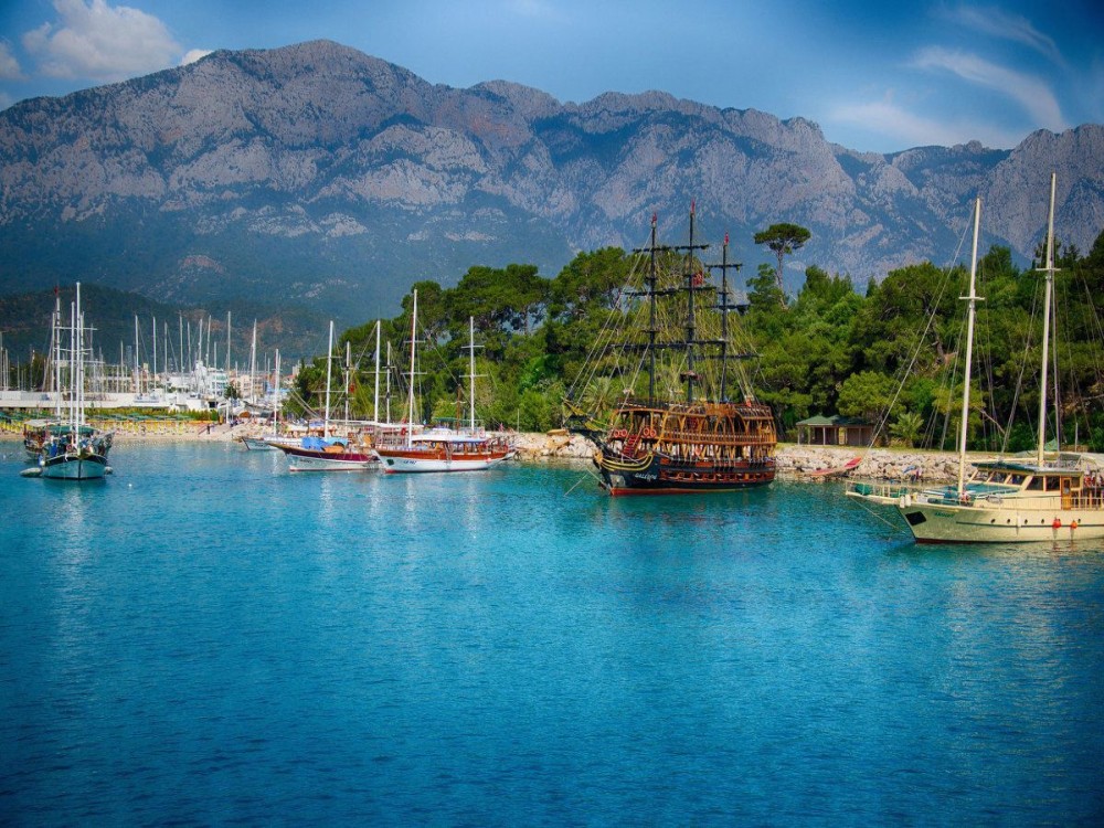 Hidden Treasures of Kemer: Exploring History’s Wonders
