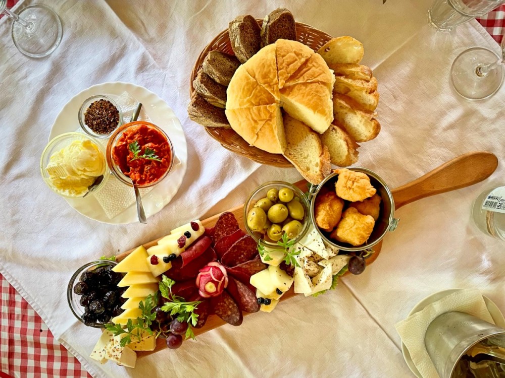 A Food Lover’s Guide to Belgrade: What and Where to Eat