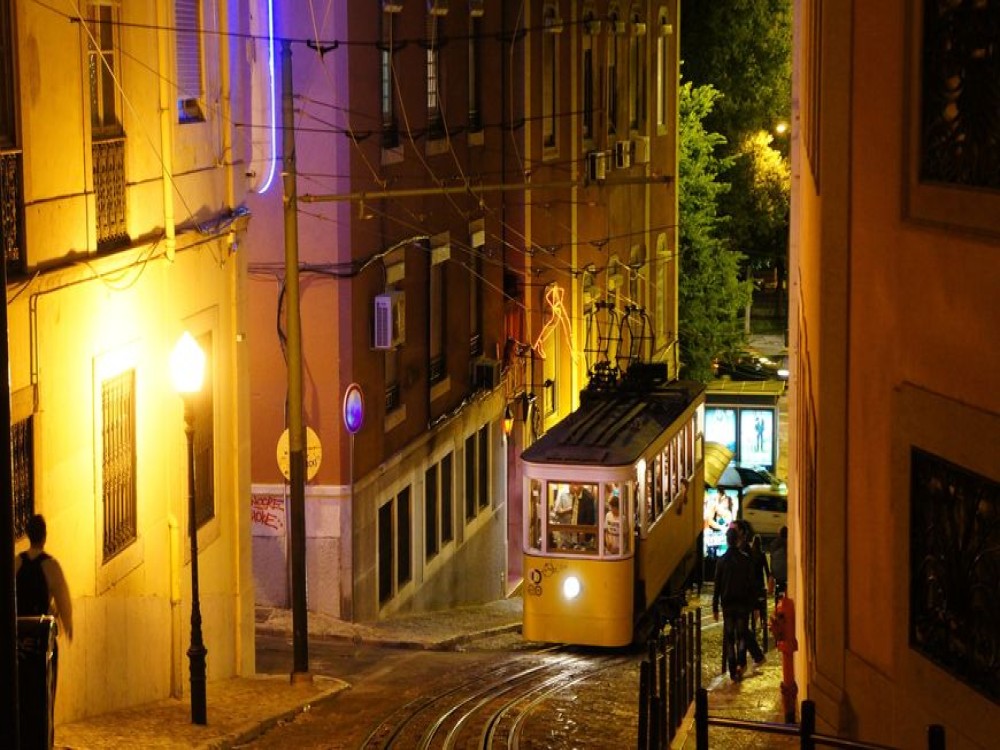 Lisbon at Night: What to Do After Dark in the City of Lights