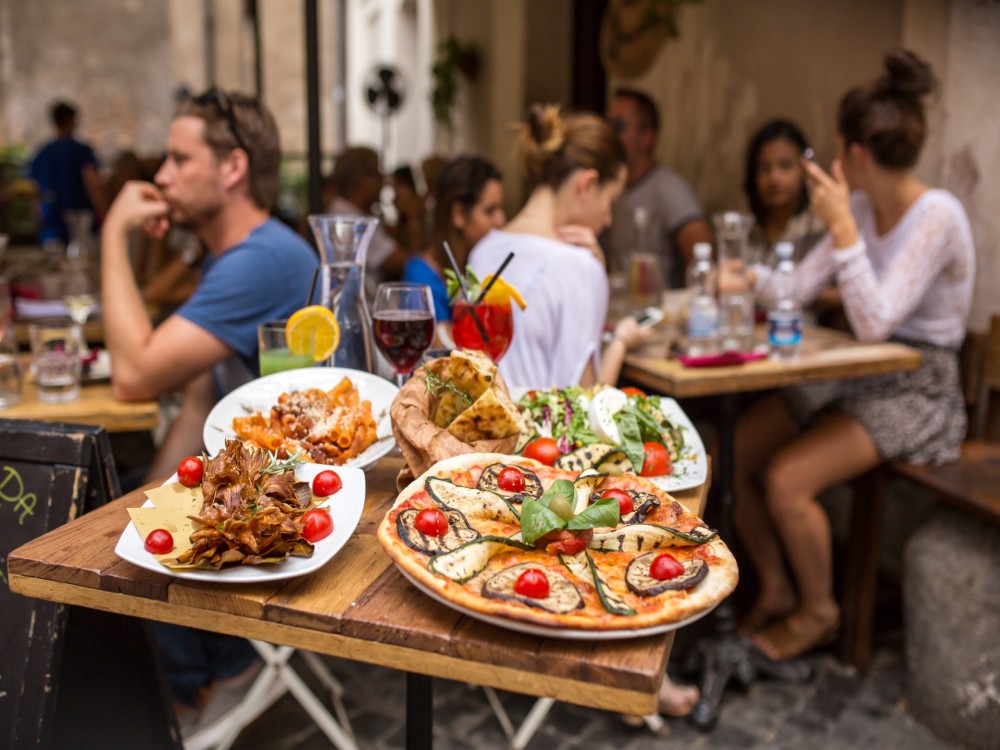 A Food Lover's Guide to Rome: Where to Eat Like a Local