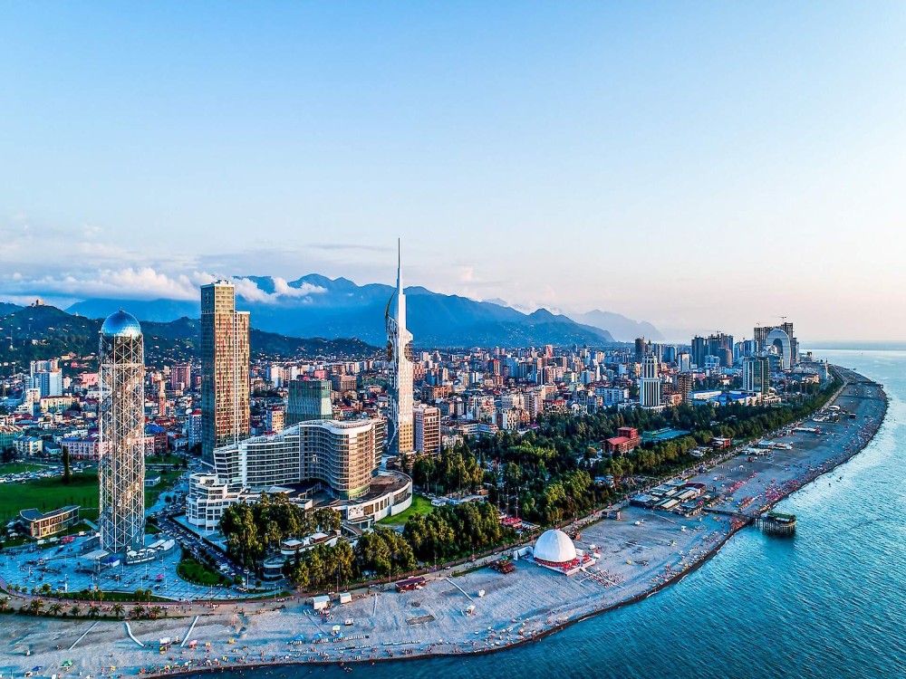 How to Experience Batumi Like a Local: Tips and Insights