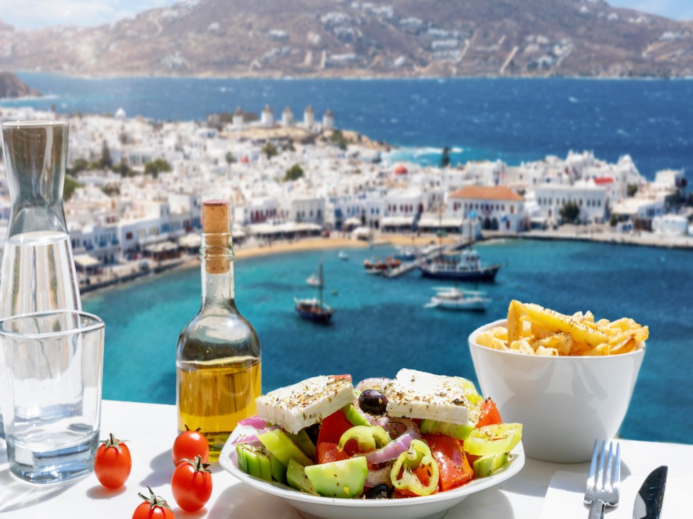 A Taste of Mykonos: Best Local Dishes and Where to Eat Them