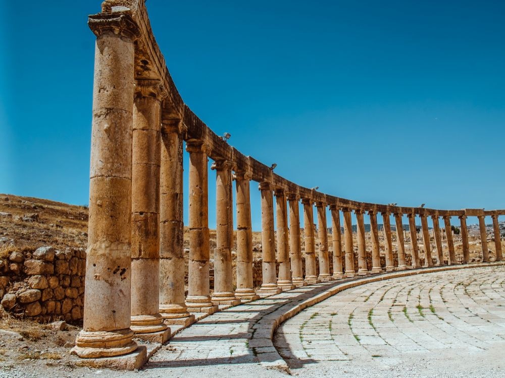 Top 10 Must-See Attractions in Amman: Discover Jordan’s Historic Heart
