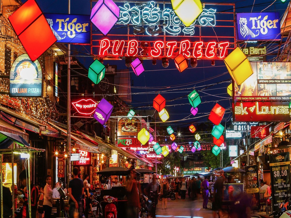 Siem Reap Nightlife: Best Bars, Night Markets, and Cultural Shows