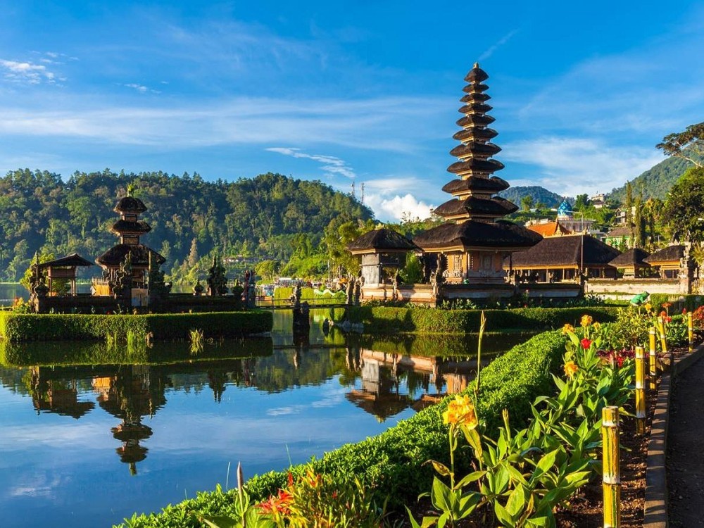 Best Day Trips from Bali: Islands, Temples, and Waterfalls