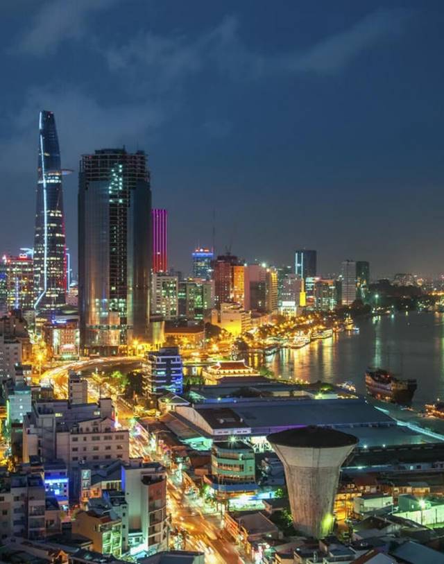 Discovering Vietnam: A Land of Timeless Charm and Natural Wonders 