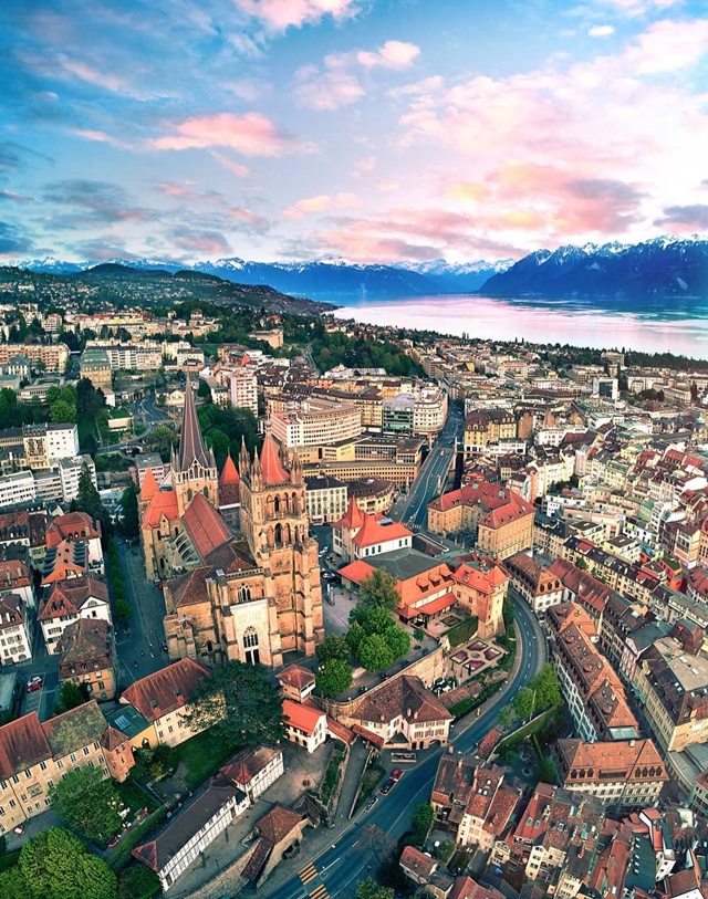 Switzerland: A stunning mix of Alpine peaks, clear lakes, charming cities, and thrilling adventures. 