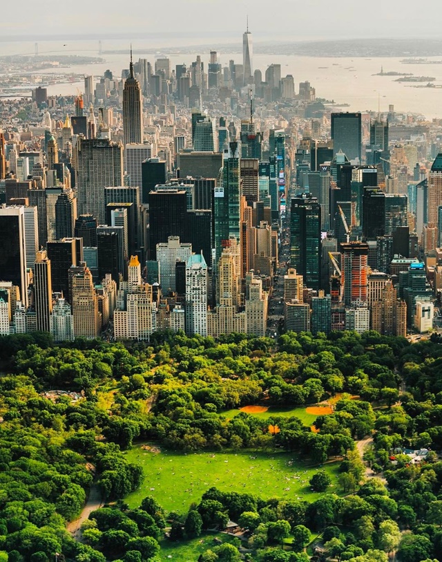 The United States: A diverse land of iconic cities, natural wonders, and unforgettable adventures. 