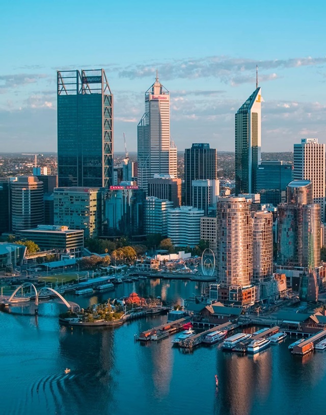 Australia: A land of stunning landscapes, unique wildlife, vibrant cities, and endless adventures. 