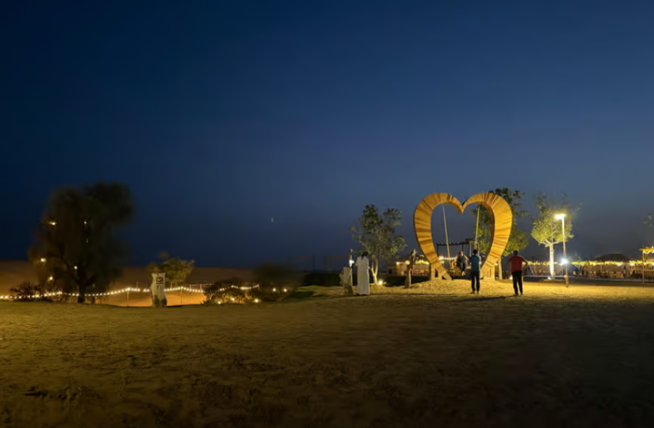 Dubai: Quad Bike Safari, Camels & Al Khayma Camp BBQ Dinner | ®ExcursionMania