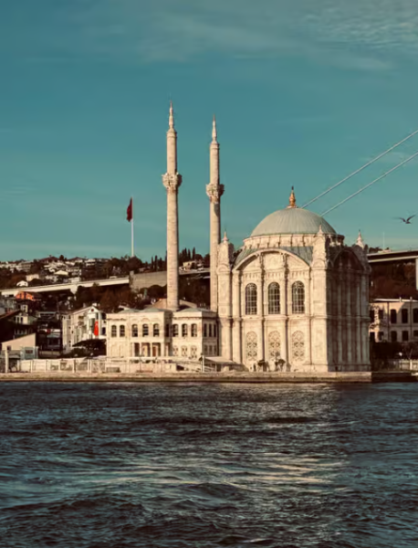 Istanbul: Bosphorus & Golden Horn Cruise Daytime or Sunset | ®ExcursionMania