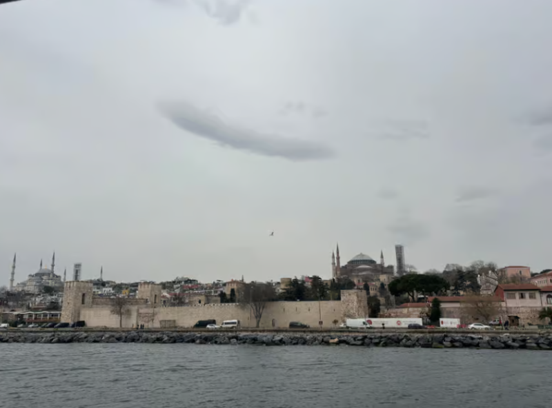 Istanbul: Bosphorus & Golden Horn Cruise Daytime or Sunset | ®ExcursionMania