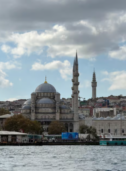 Istanbul: Bosphorus & Golden Horn Cruise Daytime or Sunset | ®ExcursionMania