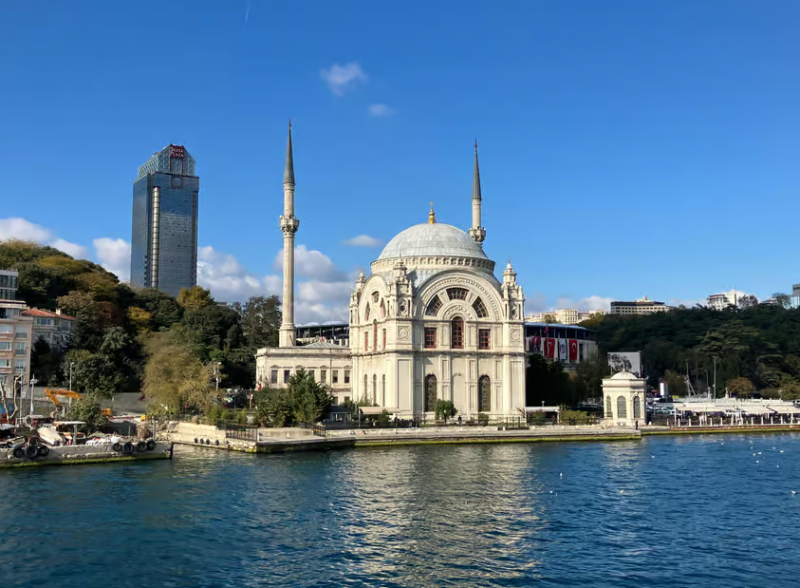 Istanbul: Bosphorus Sightseeing Cruise with Sunset Option | ®ExcursionMania