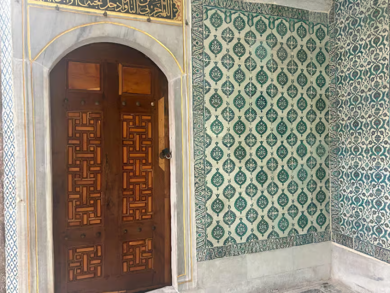 Istanbul: Topkapi and Harem Tour with Skip-the-Line Ticket | ®ExcursionMania