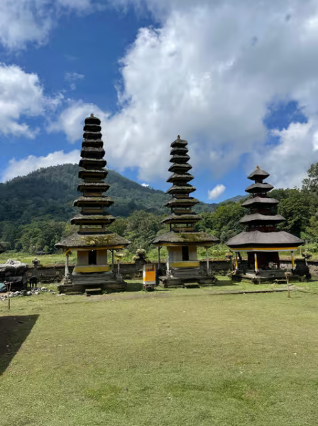 Bali: Munduk Waterfalls Trek Twin Lakes and Temple Tour | ®ExcursionMania