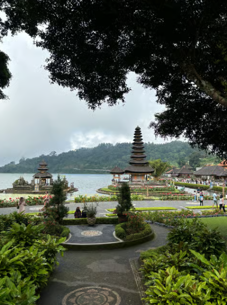 Northern Charm: Lake Bratan Handara Gate Waterfall  Swing | ®ExcursionMania