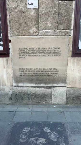 Sarajevo: Old Town & Fortress Tour & Trebevic Cable Car Ride | ®ExcursionMania