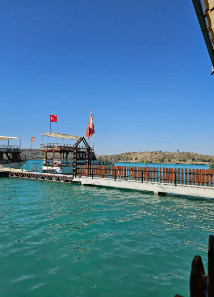 Side Jeep Safari w/Green Canyon Boat Trip & Lunch | ®ExcursionMania