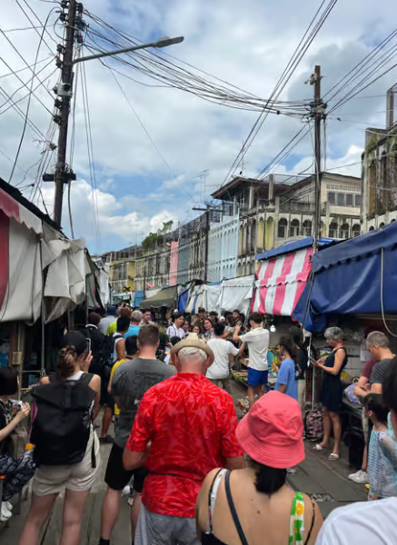 Bangkok: Train Market & Floating Market with Boat Ride | ®ExcursionMania