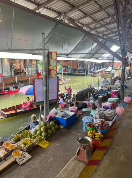 Bangkok: Train Market & Floating Market with Boat Ride | ®ExcursionMania