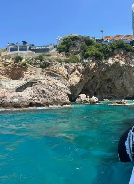Alanya: Boat Tour with Unlimited Soft Drinks Lunch & Hotel Pickup | ®ExcursionMania