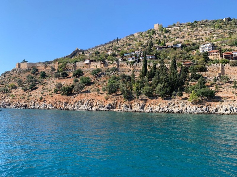 Alanya: Boat Tour with Unlimited Soft Drinks Lunch & Hotel Pickup | ®ExcursionMania