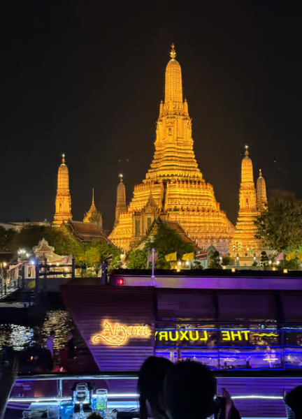 Bangkok: Luxury White Dinner Cruise Free Flow Beer and Wine | ®ExcursionMania