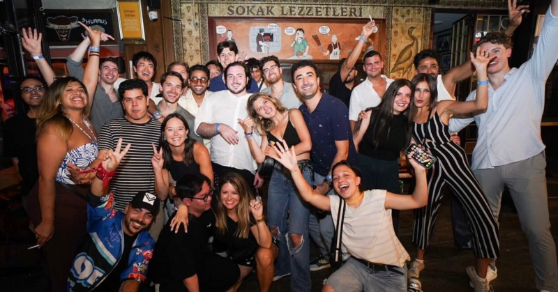 Istanbul: Party Pub Crawl with Party Bus | ®ExcursionMania
