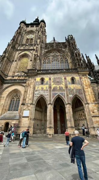 Prague: Skip-the-line Castle Ticket and Optional Audio Guide | ®ExcursionMania