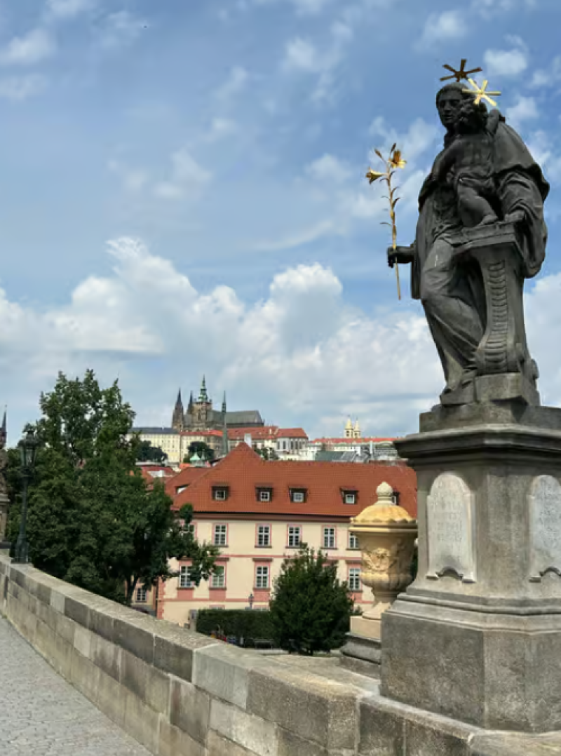 Prague: 3-Hour Walking Tour of Old Town & Prague Castle | ®ExcursionMania