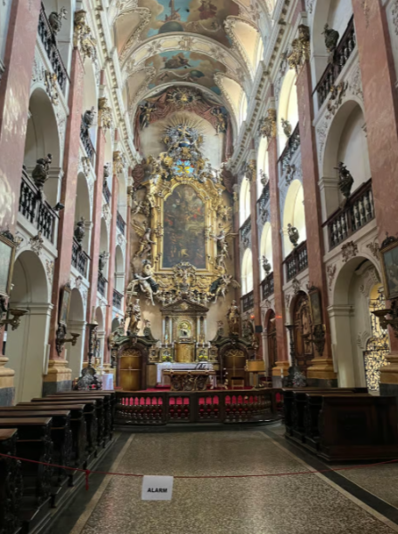 Prague: Old Town and Jewish Quarter Guided Walking Tour | ®ExcursionMania