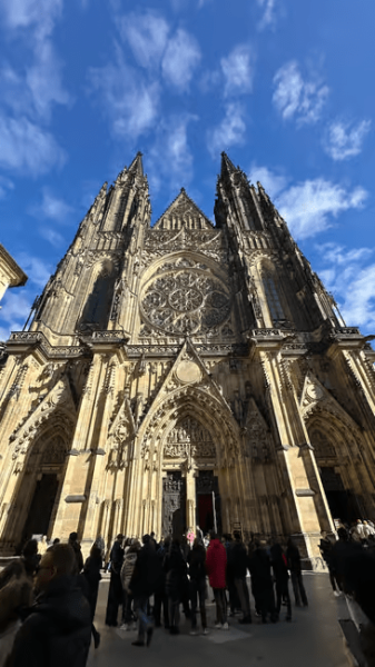 Prague: Castle, National Museum & Town Hall Tickets & Audio | ®ExcursionMania