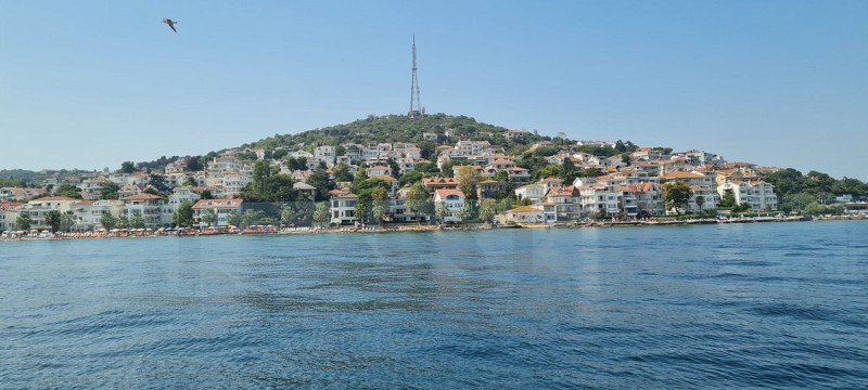 Istanbul: Princess Islands with Lunch and Hotel Transfer | ®ExcursionMania