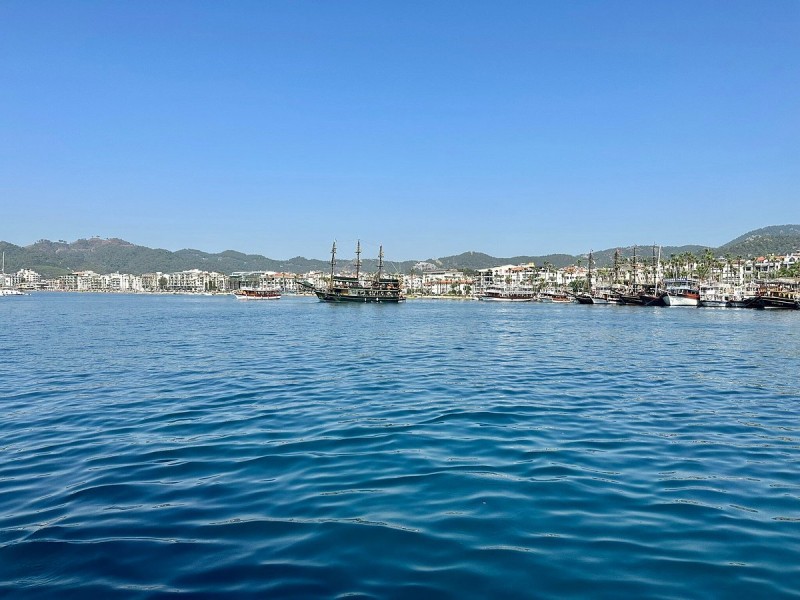 Marmaris: Boat Trip with Unlimited Drinks and BBQ Lunch | ®ExcursionMania