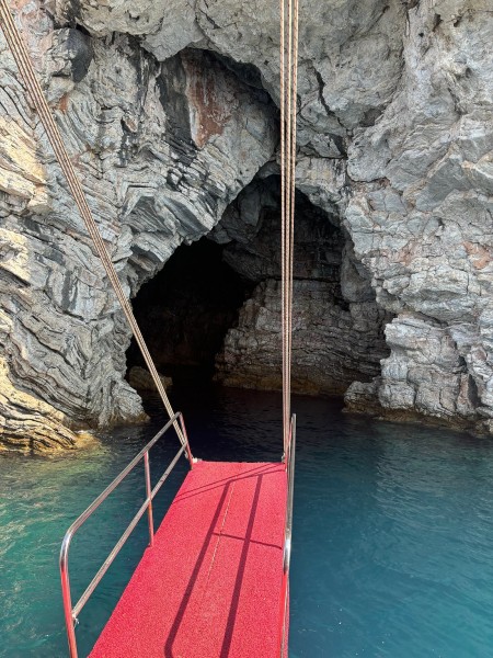 Marmaris: Boat Trip with Unlimited Drinks and BBQ Lunch | ®ExcursionMania