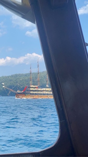 Marmaris: Boat Trip with Unlimited Drinks and BBQ Lunch | ®ExcursionMania