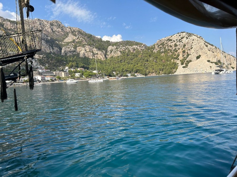 Marmaris: Boat Trip with Unlimited Drinks and BBQ Lunch | ®ExcursionMania