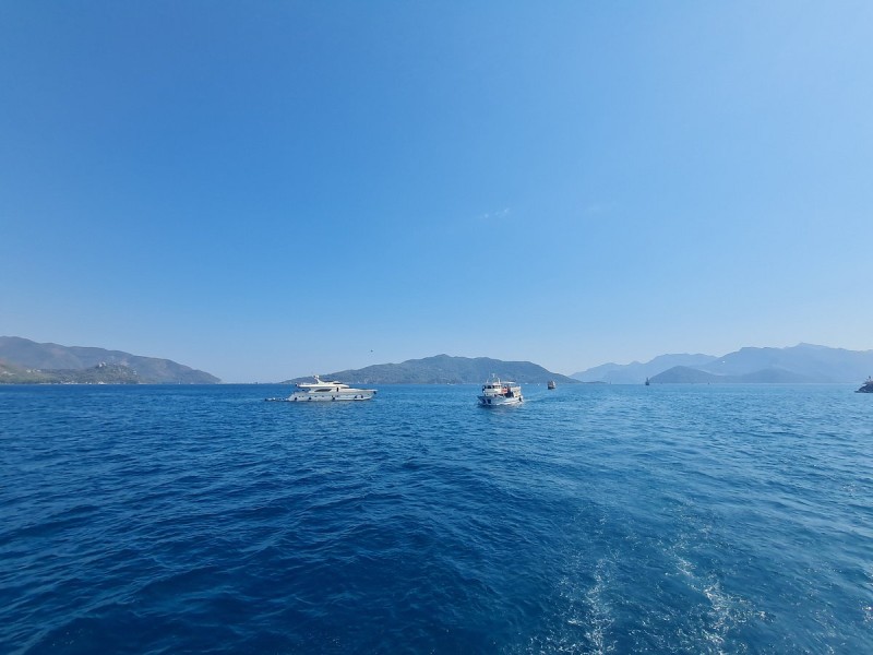Marmaris: Boat Trip with Unlimited Drinks and BBQ Lunch | ®ExcursionMania